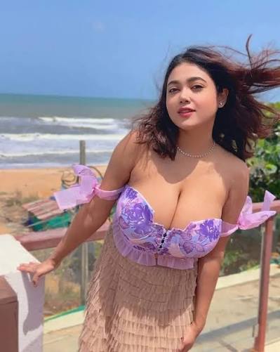 Big and tight boobs, sexy body girls near your city, Mathura available.